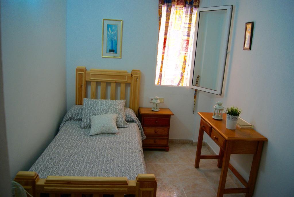 Hostal Sango Sierra De Las Nieves Alozaina ห้อง รูปภาพ