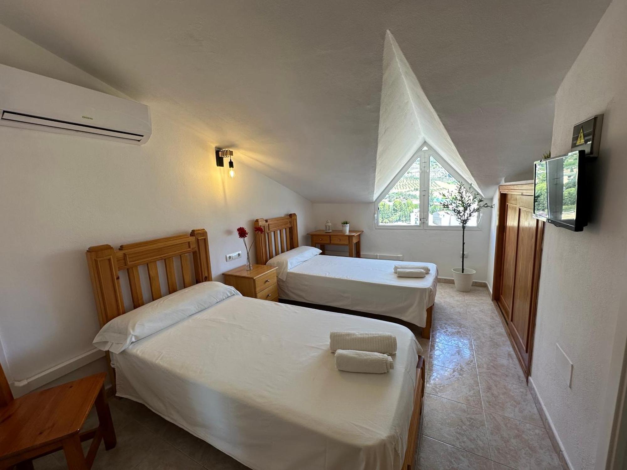 Hostal Sango Sierra De Las Nieves Alozaina ภายนอก รูปภาพ