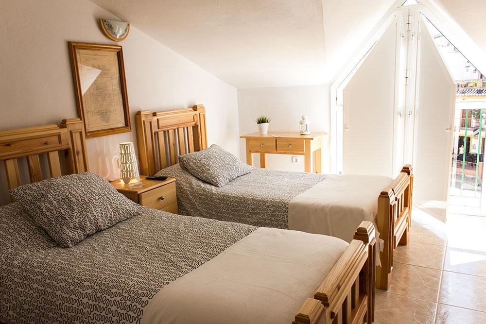 Hostal Sango Sierra De Las Nieves Alozaina ภายนอก รูปภาพ